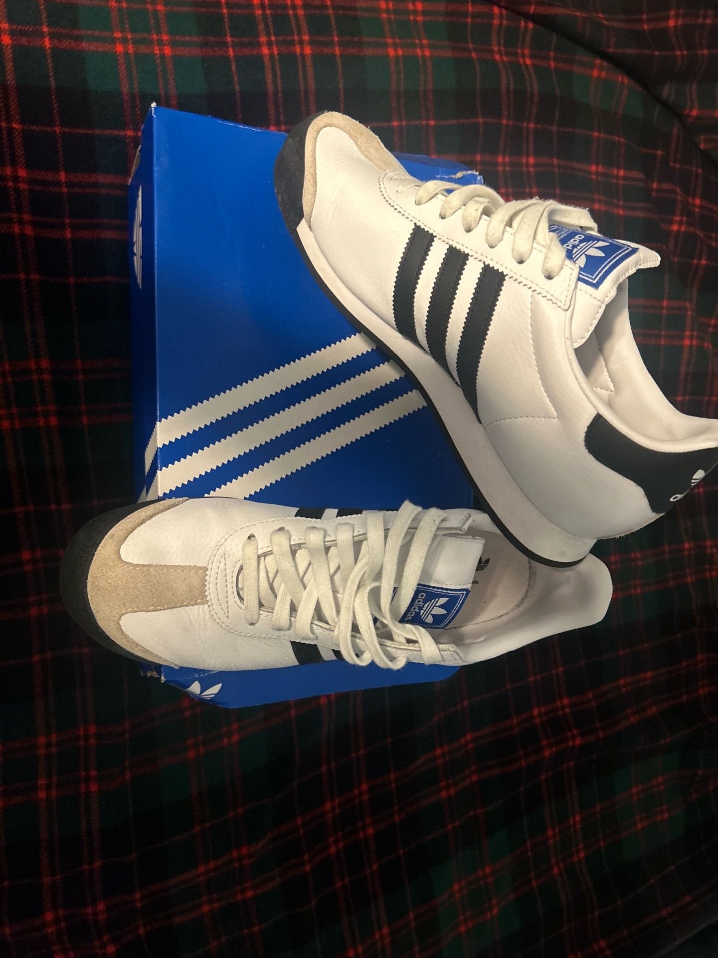 Adidas Samoa size 10.5 - photo 2