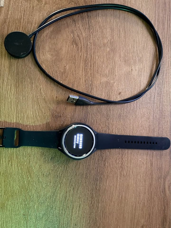 Samsung Galaxy Watch 6 Classic - photo 2