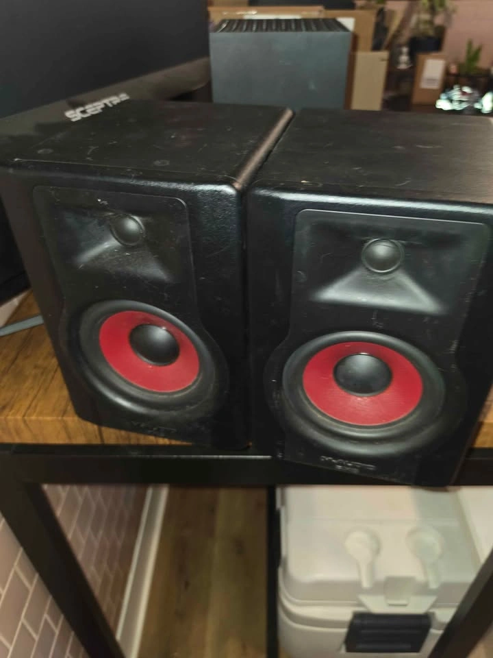M-Audio BX5 powered studio monitors - photo 2