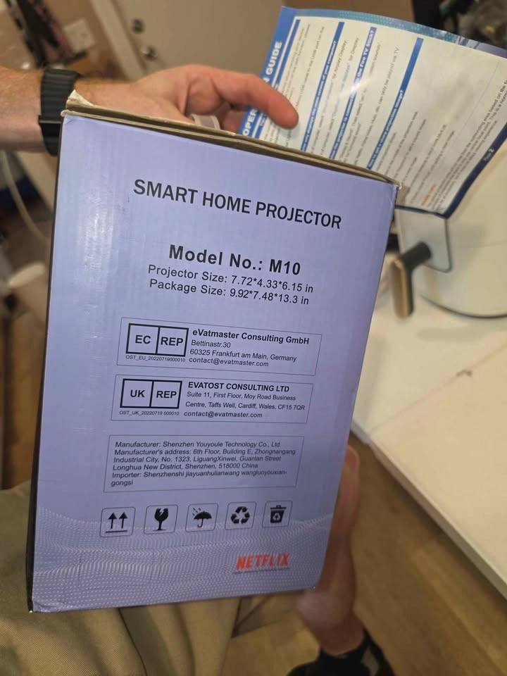 Voplss 4k Projector - photo 2