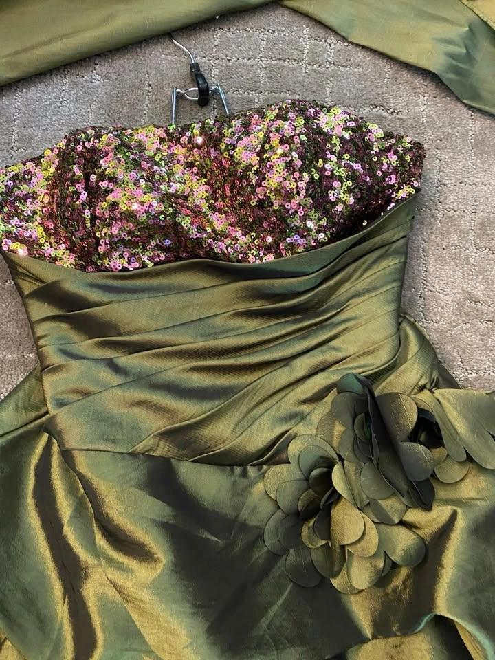 Women’s Small Green & Pink High-Low Evening Gown - photo 5