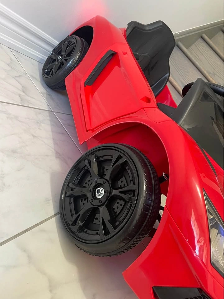 Lamborghini Kids Electric Ride-On Car w/ Remote Control & Scisso - photo 3