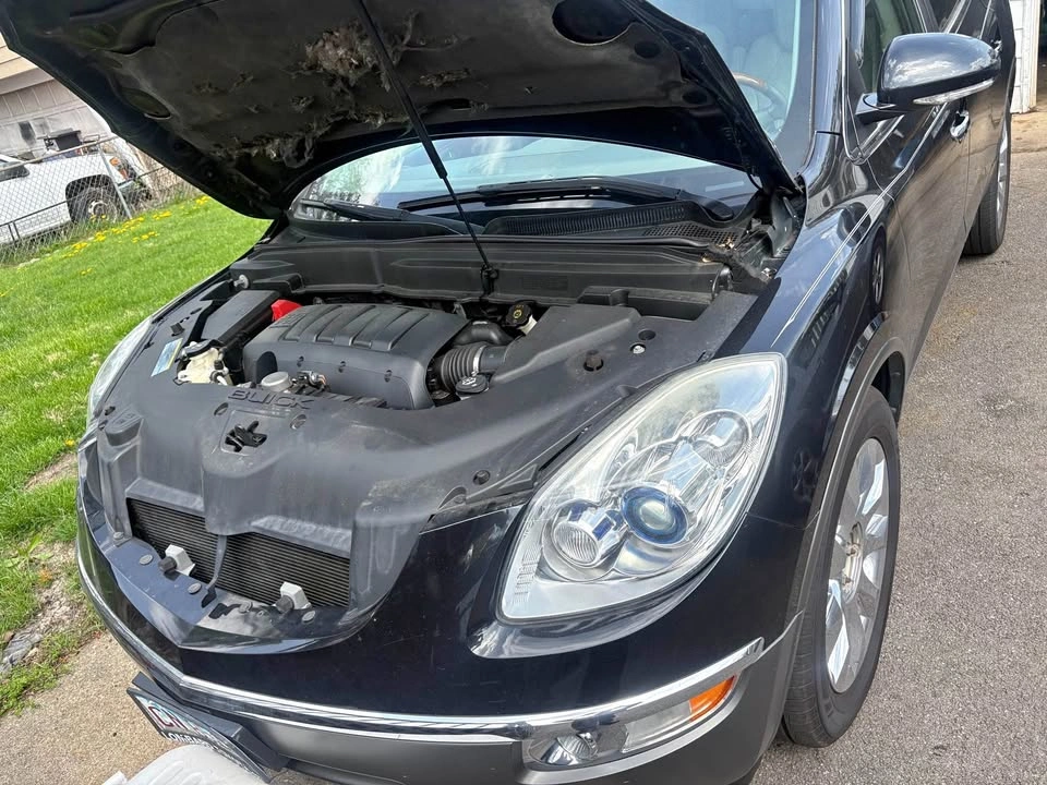 2010 Buick Enclave · Leather Sport Utility 4D