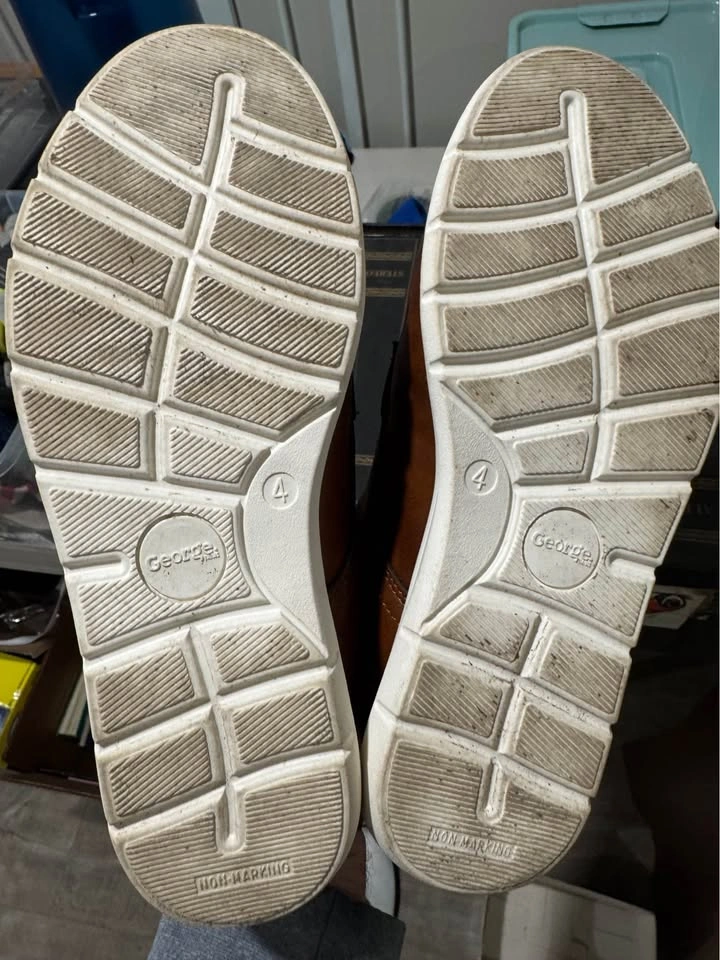 Boys dress shoes - size 4 - photo 2