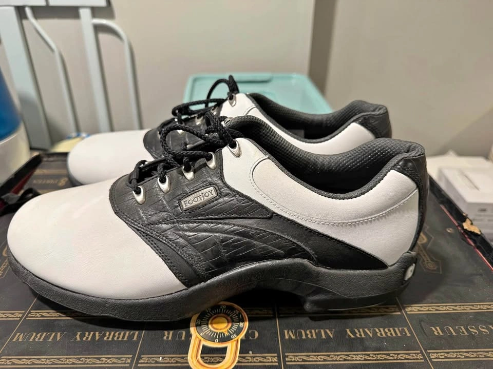 Footjoy Superlite Golf Shoes - size 10