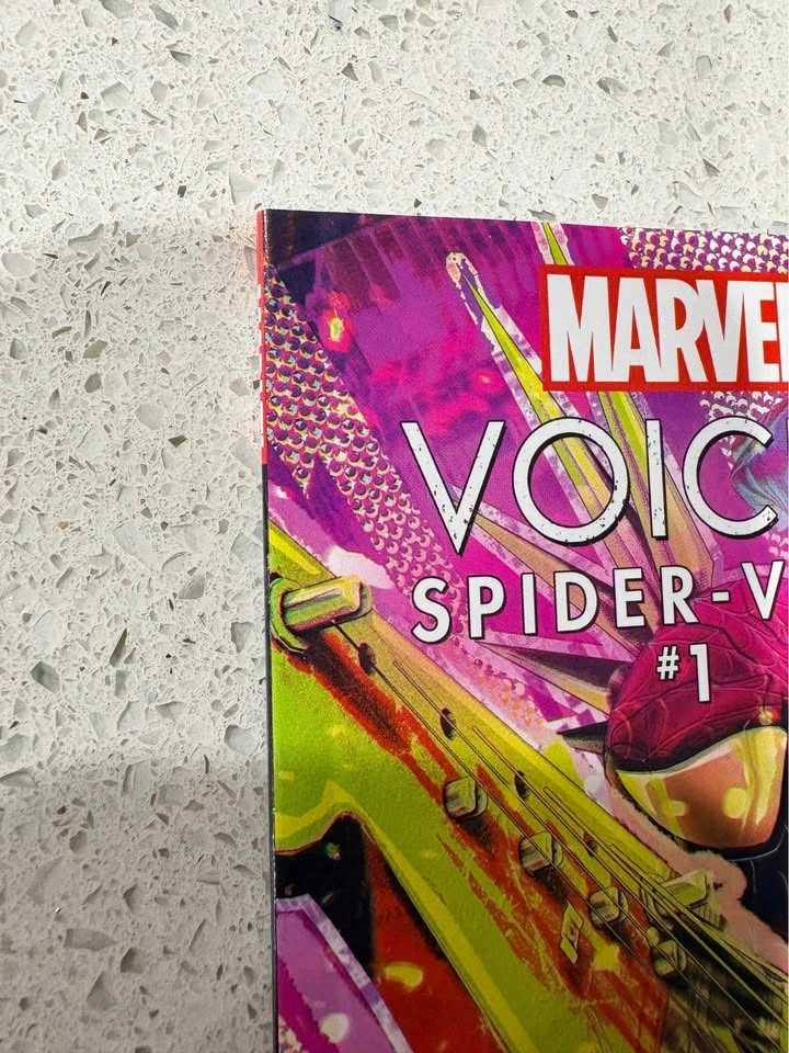 Marvel Voices: Spider-Verse #1 (2023) 9.6 NM+ Signed - photo 3