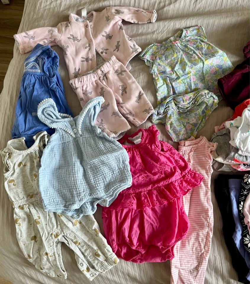 Huge 0-3 baby bundle - photo 2