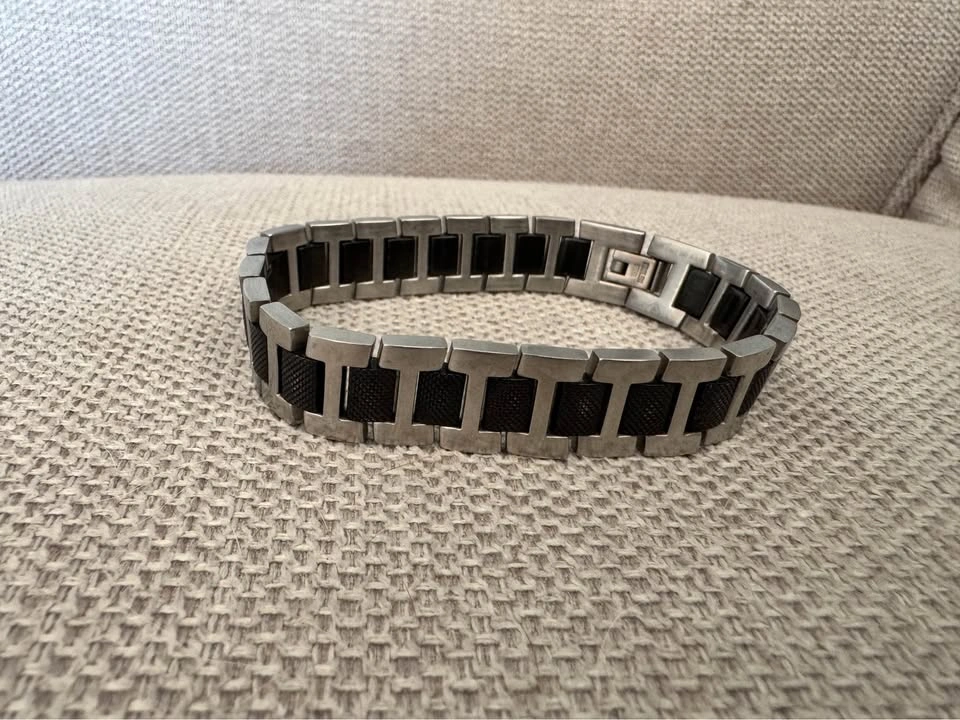 Premium 316L Stainless Steel Bracelet – Black Carbon Fiber - photo 3
