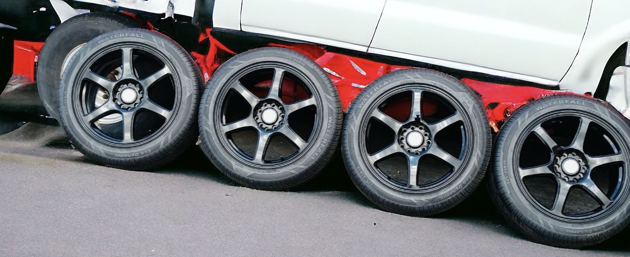 RACELINE BLACK 4 WHEELS & TIRES-R18” - photo 5