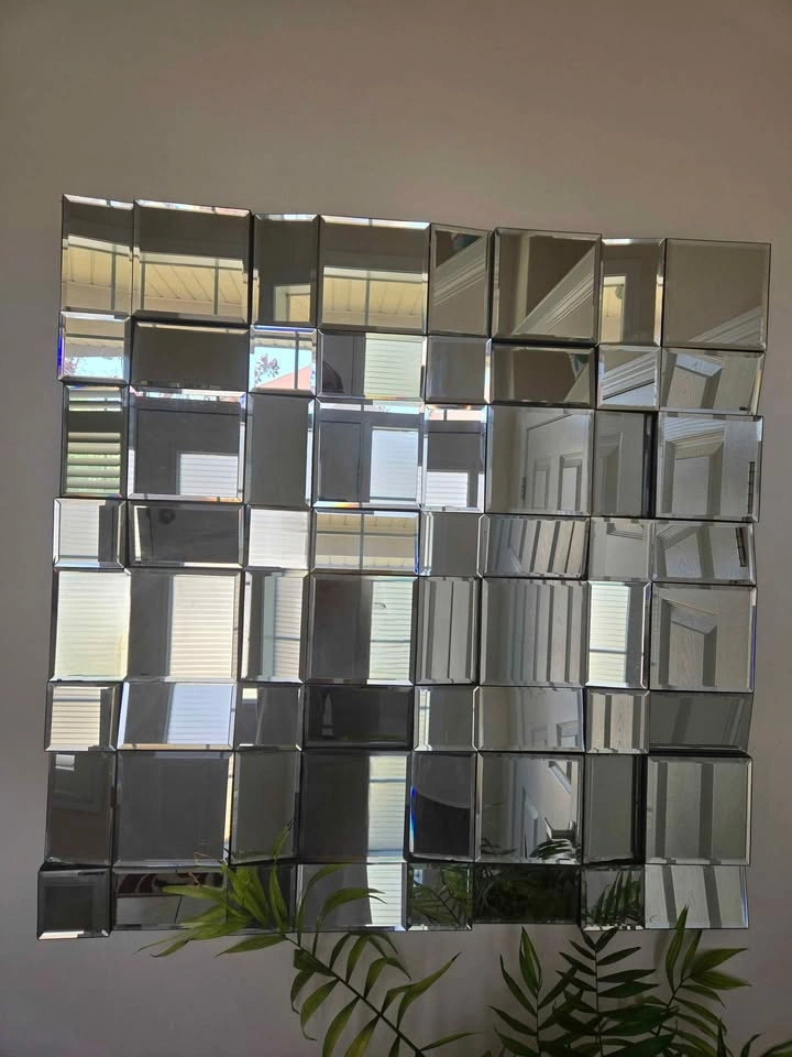 Urban Barn decoration mirror - photo 2