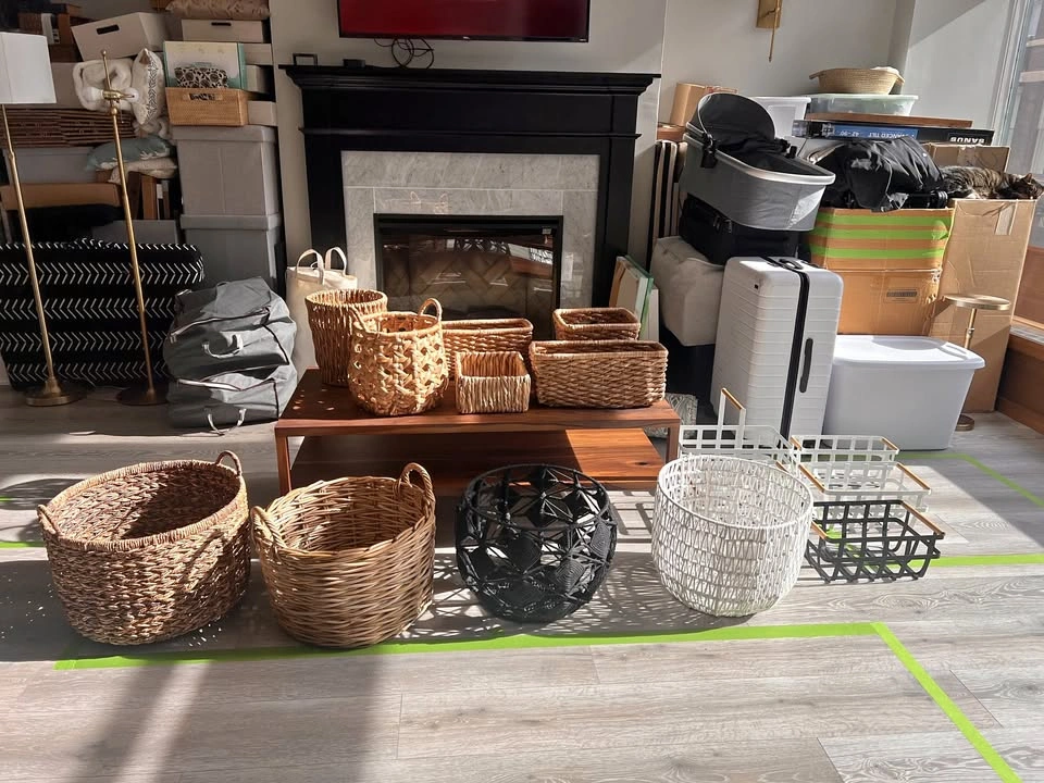 ALL MUST GO 6/12! Assorted baskets ($5-10 each)