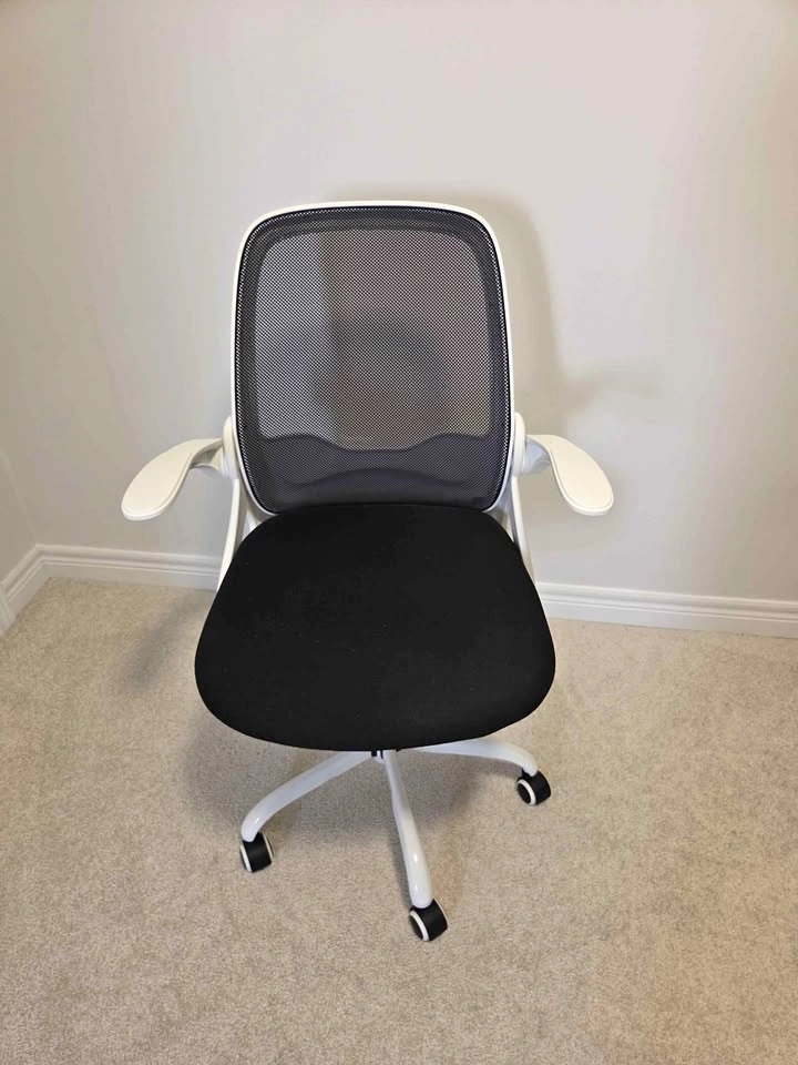 White Mesh Office Chair
