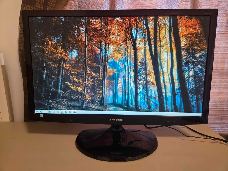Samsung 27inch Monitor - photo 2