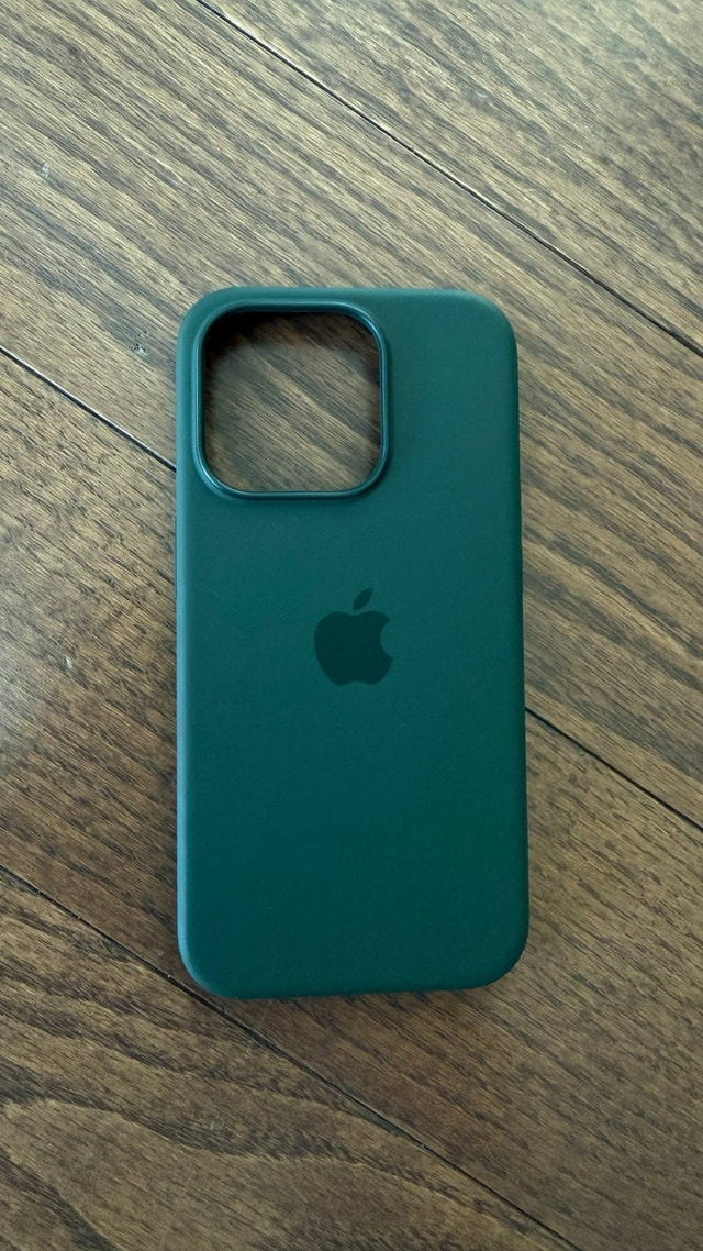Apple and Otterbox, UAG iPhone 15 Pro Cases - photo 2