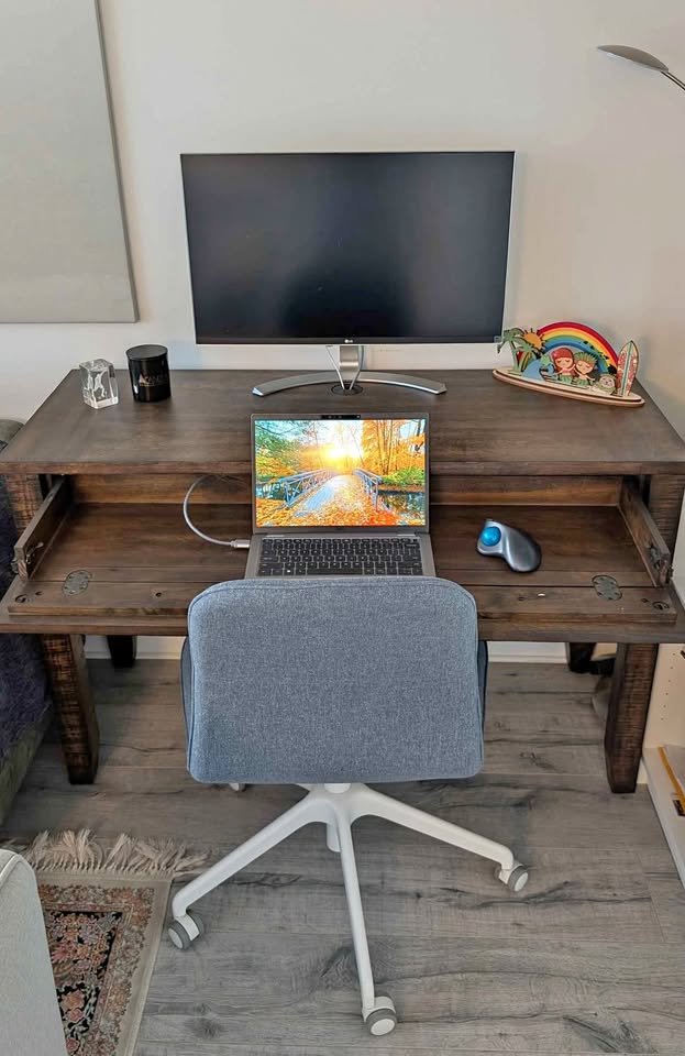 Compact home office desk - Mentone Desk