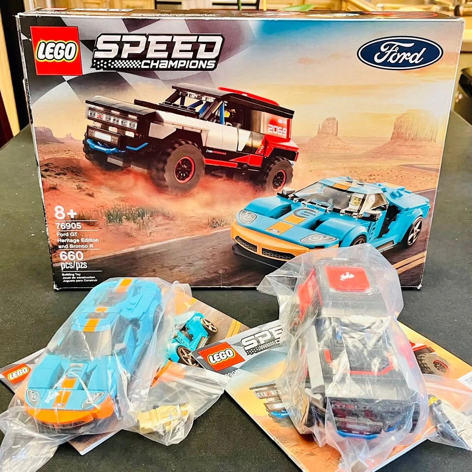 LEGO Speed Champions Ford GT and Bronco R (76905) Used Set