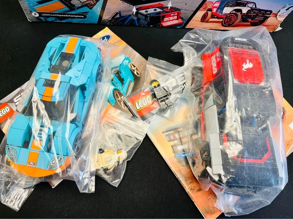 LEGO Speed Champions Ford GT and Bronco R (76905) Used Set - photo 3