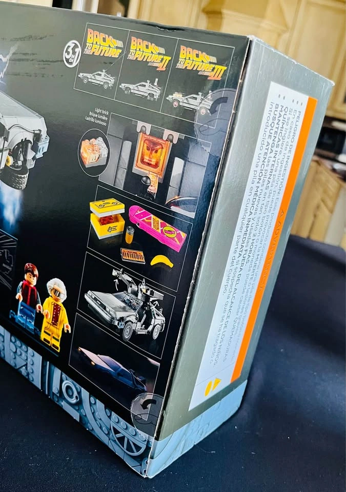 LEGO ICONS Back To The Future Delorean (10300) - NEW - photo 3