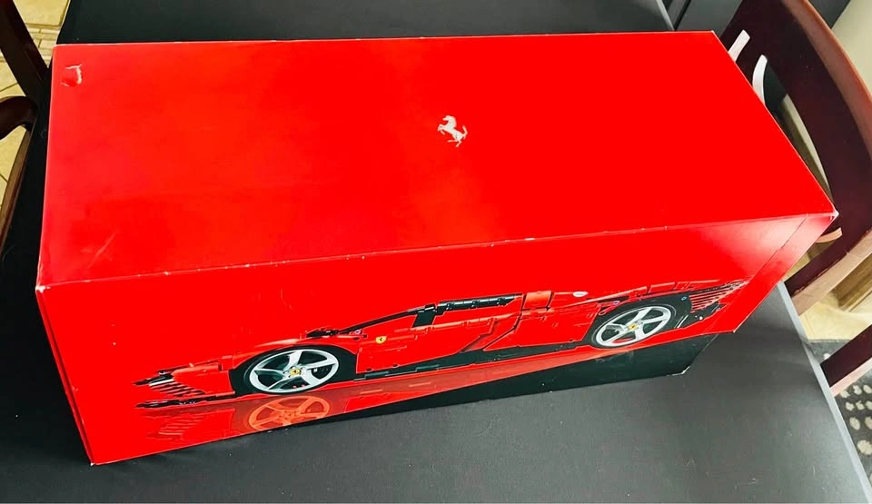 LEGO Technic Ferrari Daytona SP3 (42143) - New Open Box - photo 2