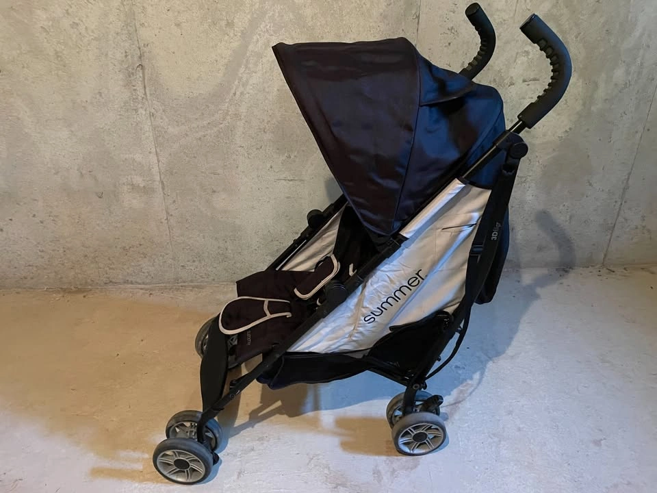 Summer Stroller with Rain Cover and Cup Holder - photo 4