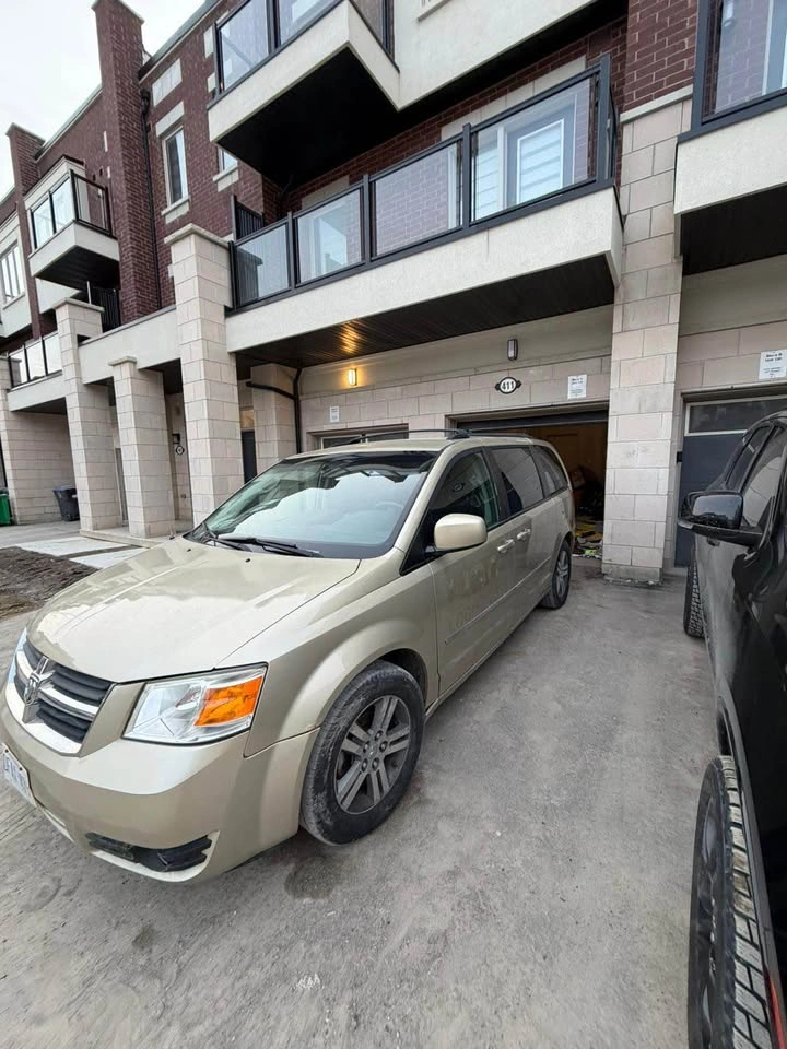 2010 Dodge Caravan - photo 4