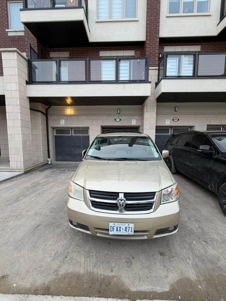 2010 Dodge Caravan - photo 5