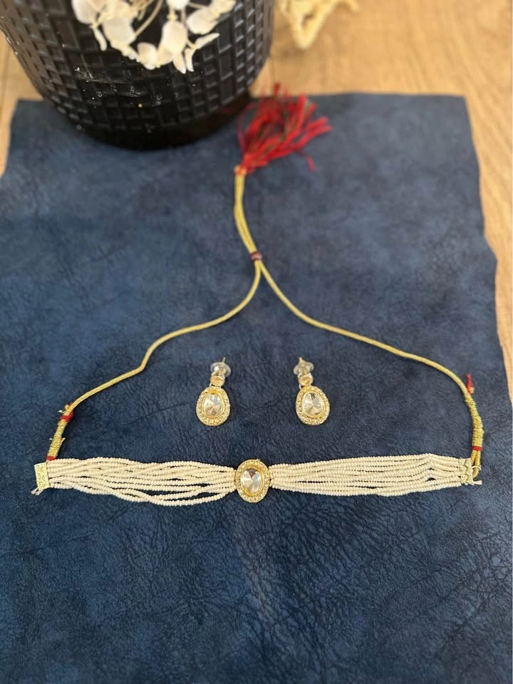 Necklace and earrings set - photo 3