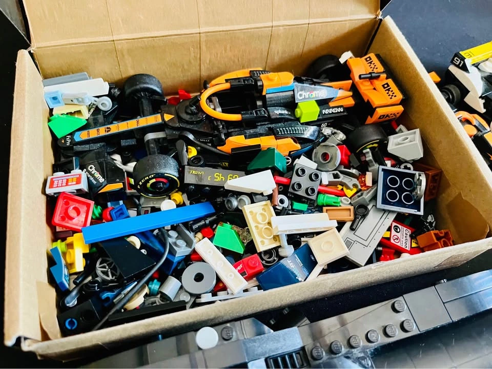 LEGO - Mixed LEGO Lot and Miscellaneous Items - [B] - photo 4