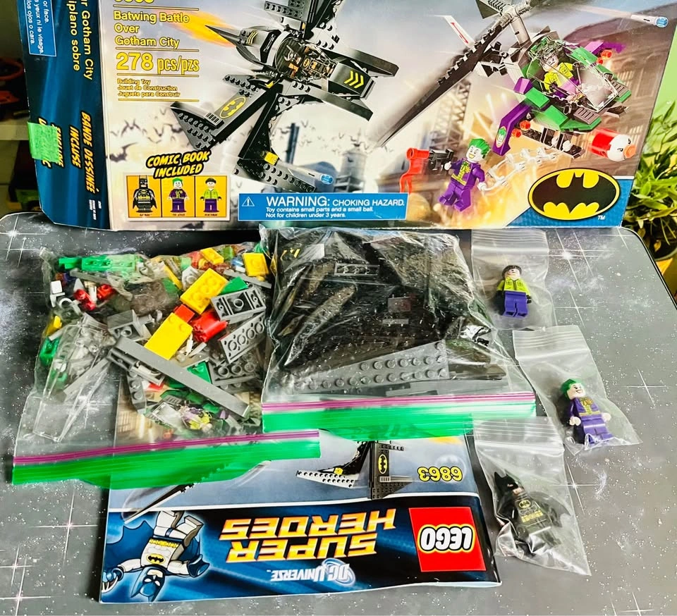 LEGO DC Superheroes Batman 6863 and Chima 70001 Sets - photo 2