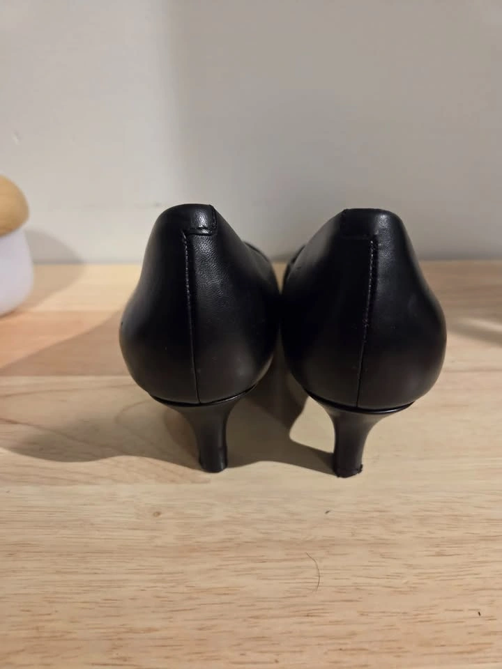 Black High Heels - photo 3
