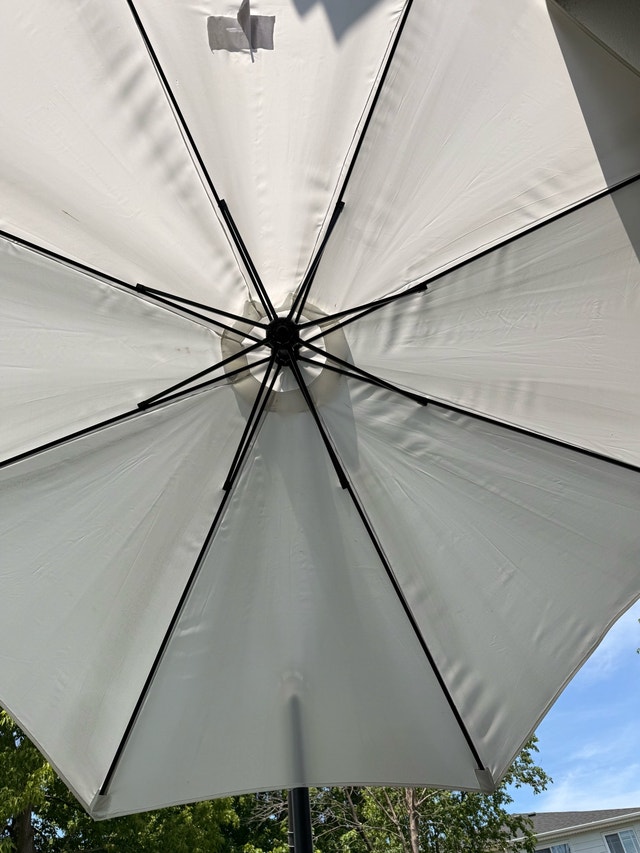 Outdoor cantilever patio umbrella with weights - photo 3