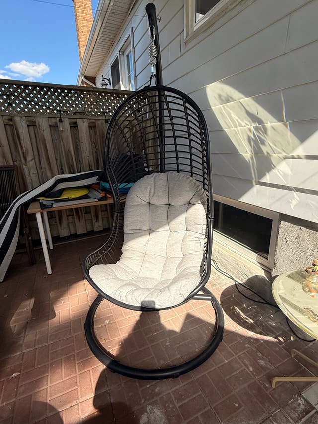 Hanging Chair