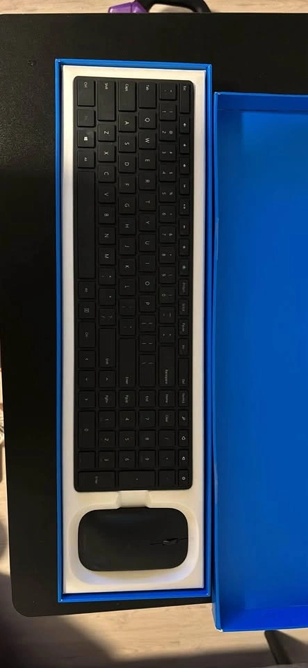 Microsoft 7N9-00002 Designer Bluetooth Desktop - photo 2