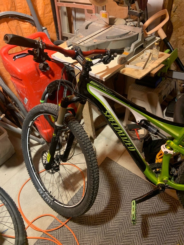 Specialized Epic Comp 29 Mountain Bike – Full Suspension XC