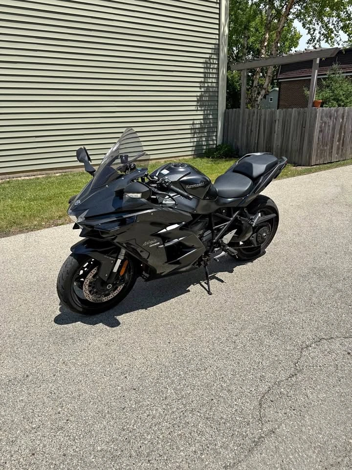 Kawasaki H2 SX
