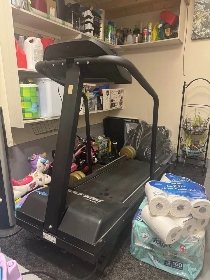 Spirit Fitness Treadmill - photo 3
