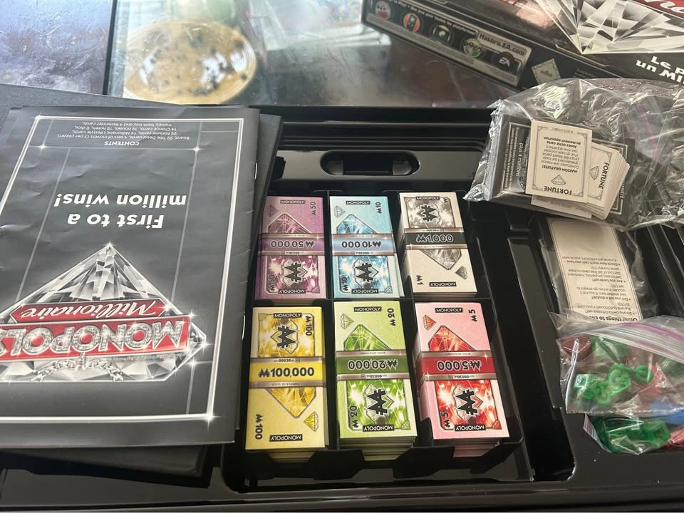 Monopoly Millionaire Edition - photo 2