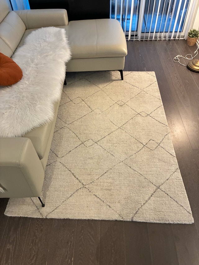 IKEA TVERSTED rug
