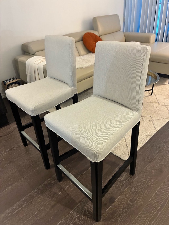 Pair of 2x IKEA BERGMUND Upholstered Bar Stools - photo 3