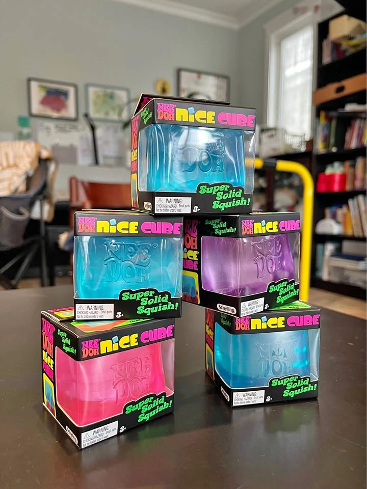 NeeDoh (Nice Cube)
