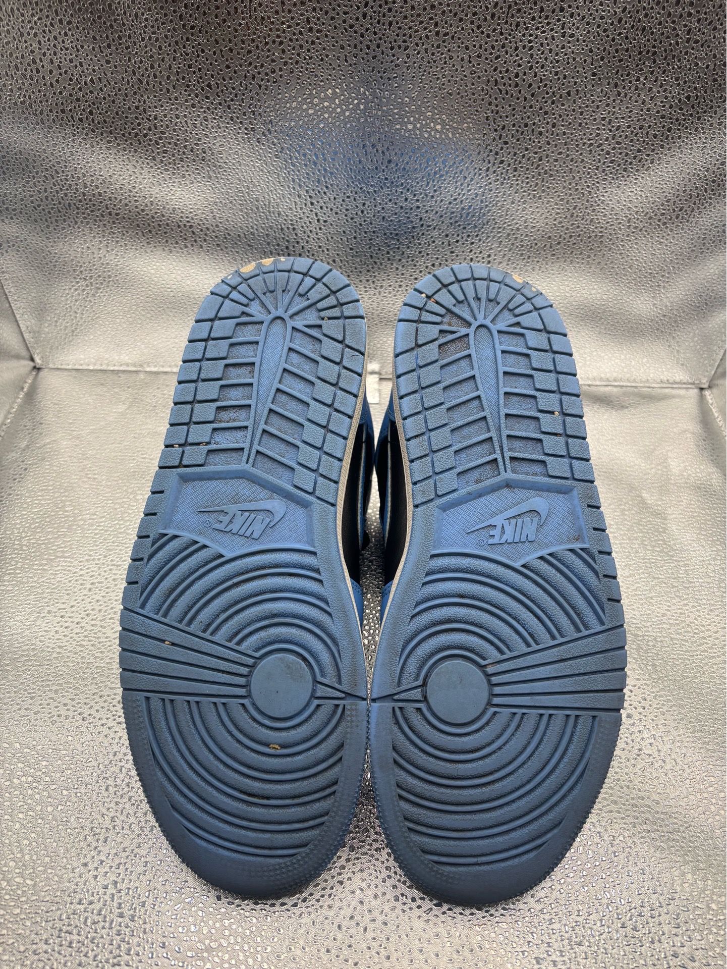 Air Jordan 1 mid university blue black - photo 3
