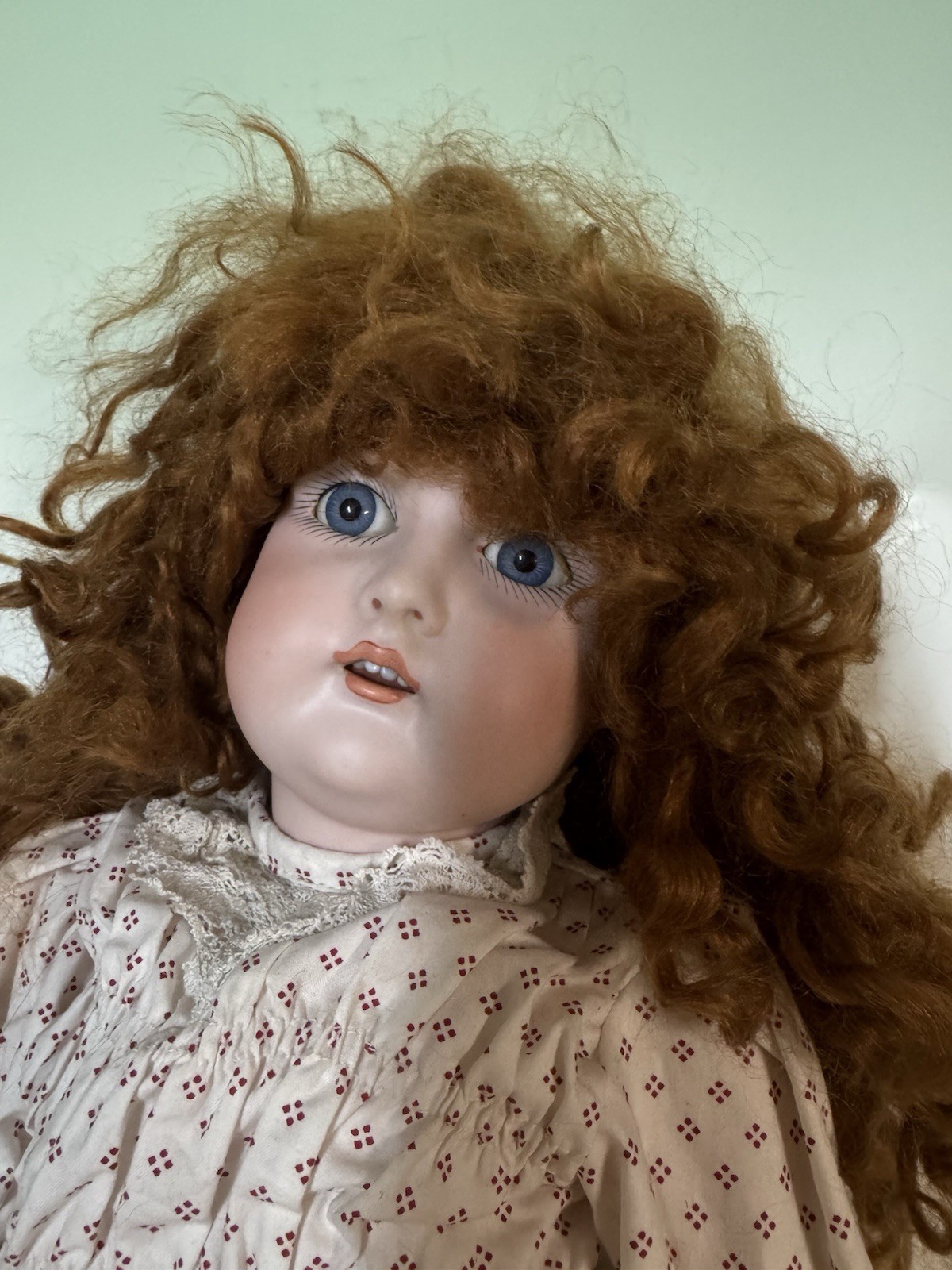 J.D. Kestner 152 20” Porcelain Girl Doll Blue Eyes Red Hair - photo 2
