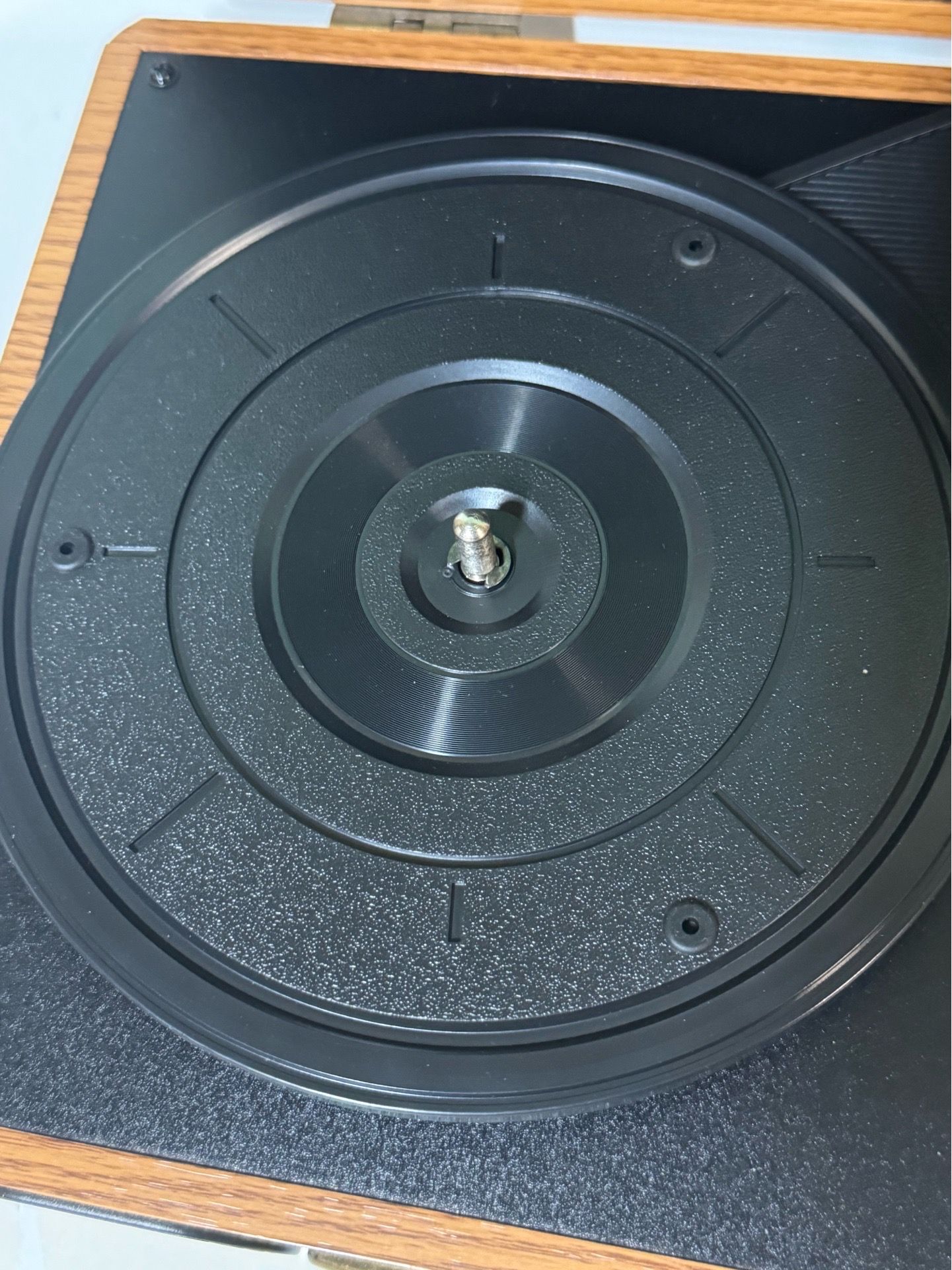 Record Player vintage style 3 speed bluetooth with charger - photo 5