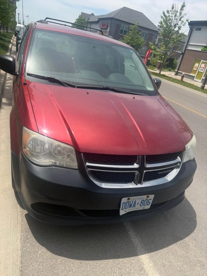 2011 Dodge Caravan - photo 4