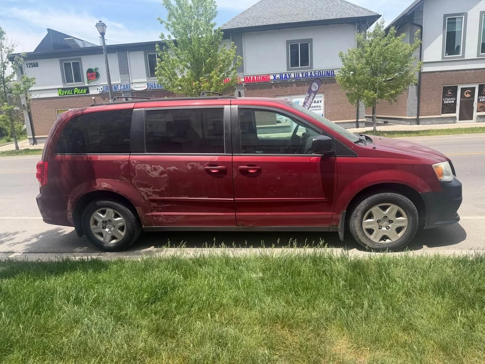 2011 Dodge Caravan - photo 5