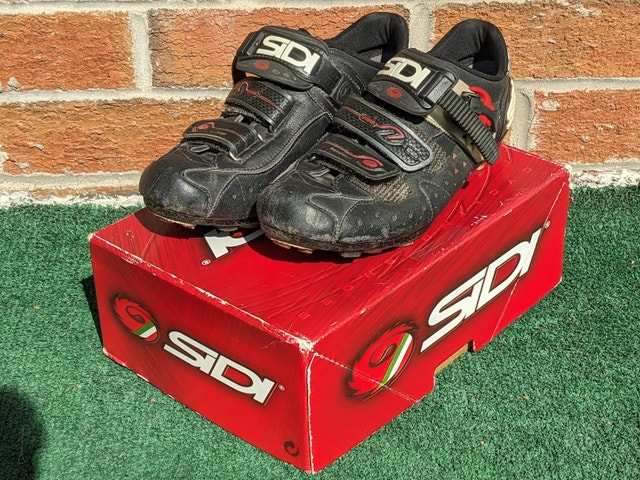 Mountain Biking shoes Sidi Dominator size 41 Euro (size 9 US)