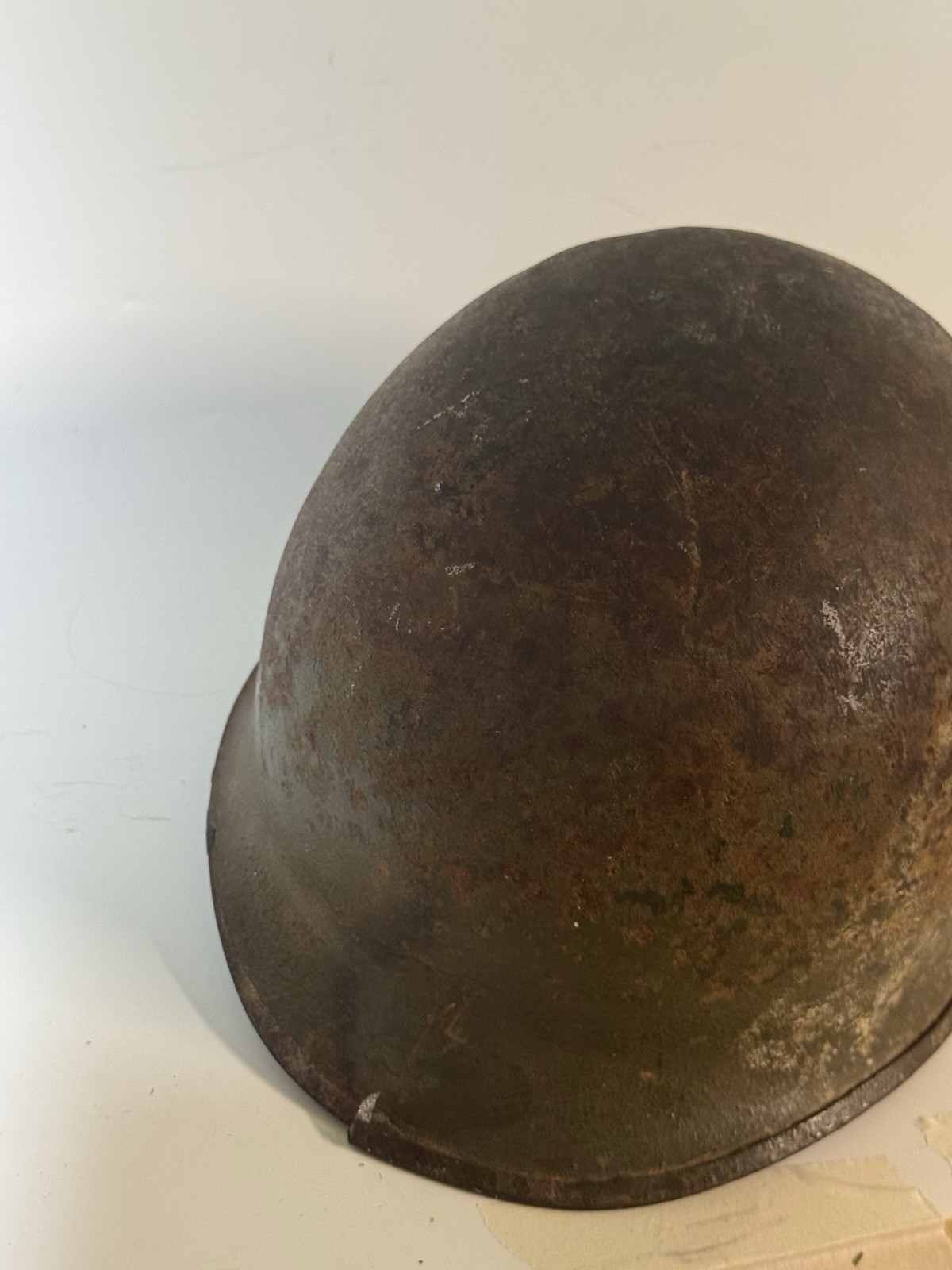 M1 helmet with lining rusty, original webbing, chinstrap - photo 3