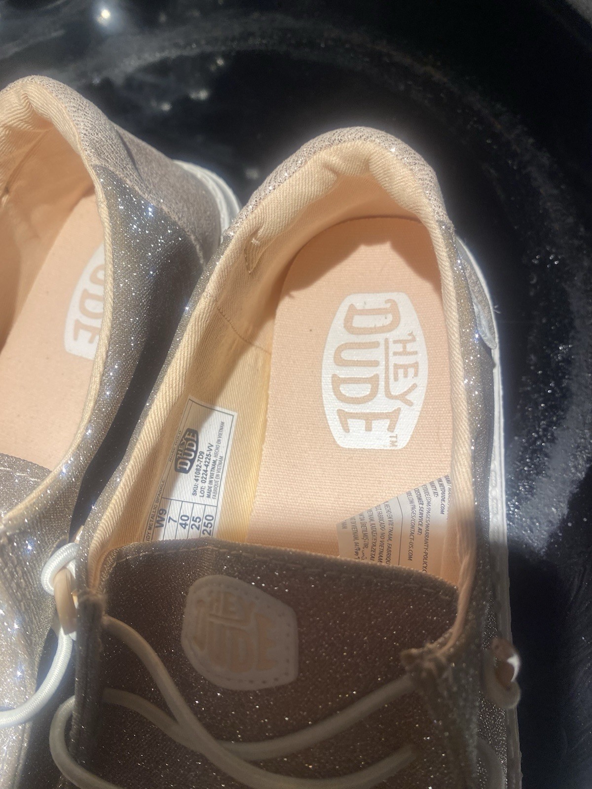Hey Dude Wendy Sparkle Glitter Shoes Women’s Size 9 Wide - photo 4