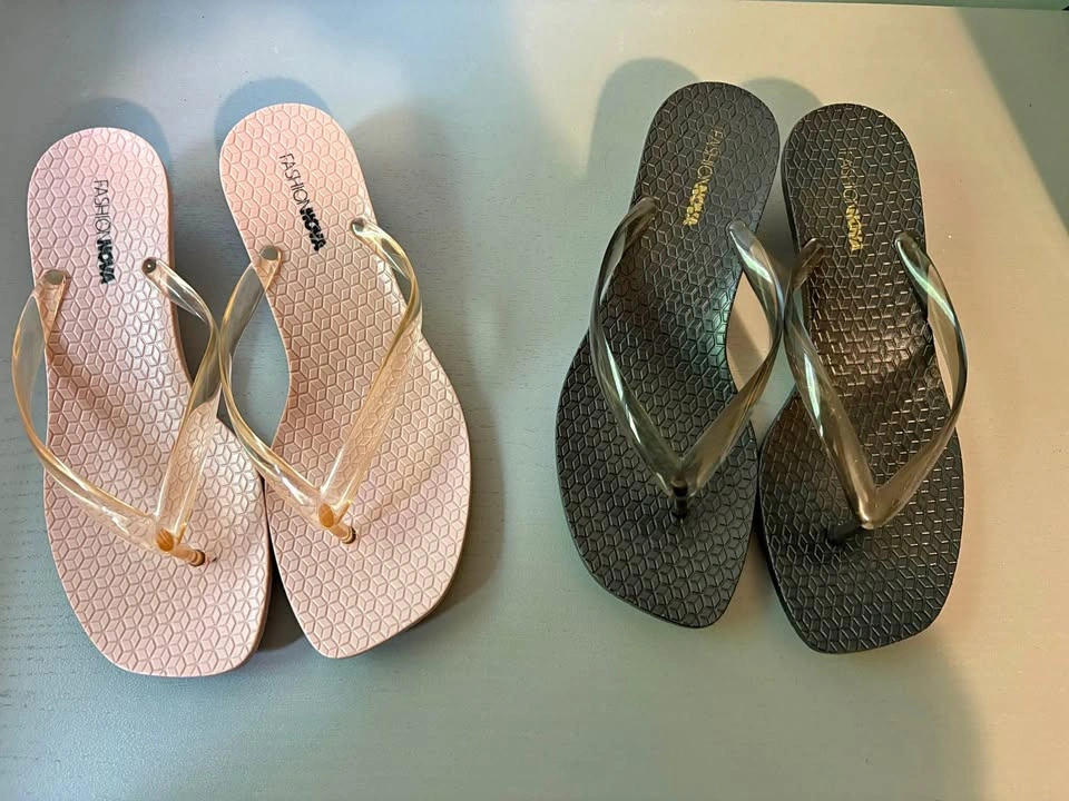 Fashion Nova Thong Kitten Heel Sandals