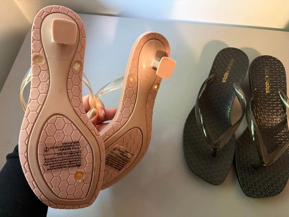 Fashion Nova Thong Kitten Heel Sandals - photo 3
